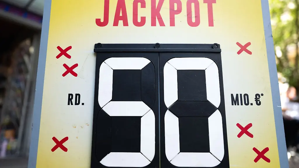 Wieder-50-Millionen-Euro-haben-im-Lotto-Jackpot-auf-Gewinner-gewartet