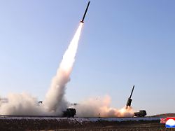 Trotz verkürzter Übung: Nordkorea feuert zehn ballistische Raketen ab