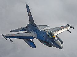 Offshore-Plattform im Visier?: Rumänischer F-16-Kampfjet zerstört Sprengstoff-Seedrohne