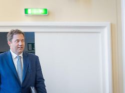 Mehr abgeschlossene Fälle: Finanzministerium fordert Cum-Ex-Milliarden zurück