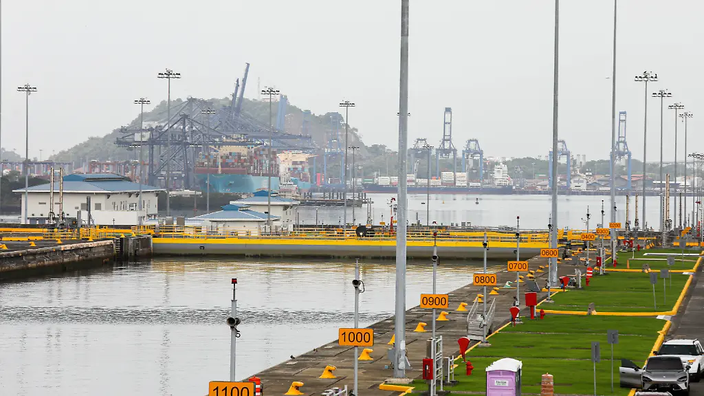 Panama-Canal-marks-10th-anniversary-of-expanded-locks-PANAMA-CITY-PANAMA-JUNE-26-A-view-from-an-event-marking-the-10th-anniversary-of-the-inauguration-of-the-expanded-Panama-Canal-in-Panama-City-Panama-on-June-26-2026-Opened-in-2016-with-the-Agua-Clara-and-Cocoli-locks-the-expansion-significantly-increased-the-canal-s-capacity-for-Neo-Panamax-vessels-and-further-strengthened-its-role-in-global-maritime-trade-Daniel-Gonzalez-Anadolu-Panama-City-Panama-Editorial-use-only-Please-get-in-touch-for-any-other-usage