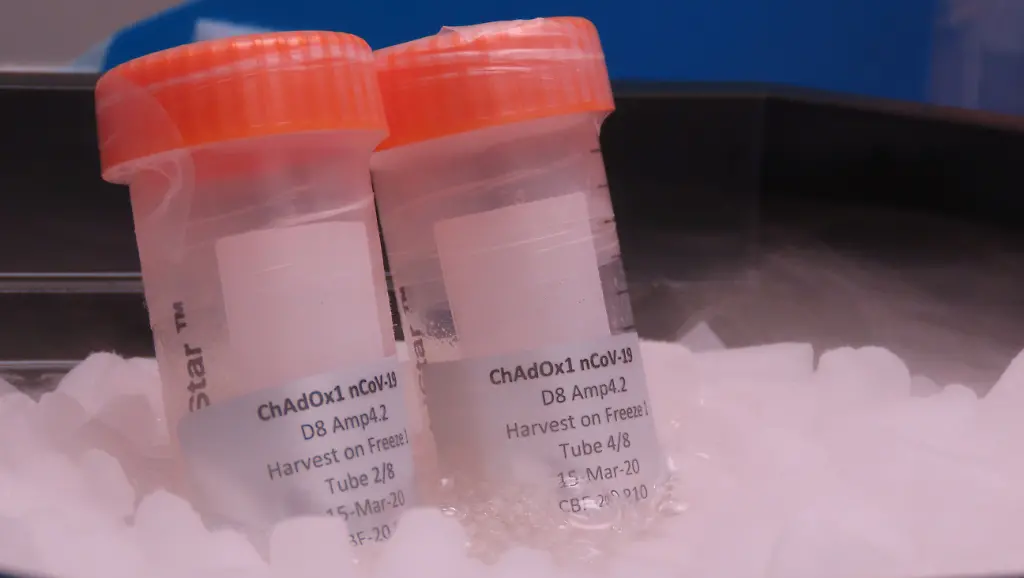 2020-04-18T000000Z-1273365116-RC207G9ND02A-RTRMADP-3-HEALTH-CORONAVIRUS-VACCINE-OXFORD