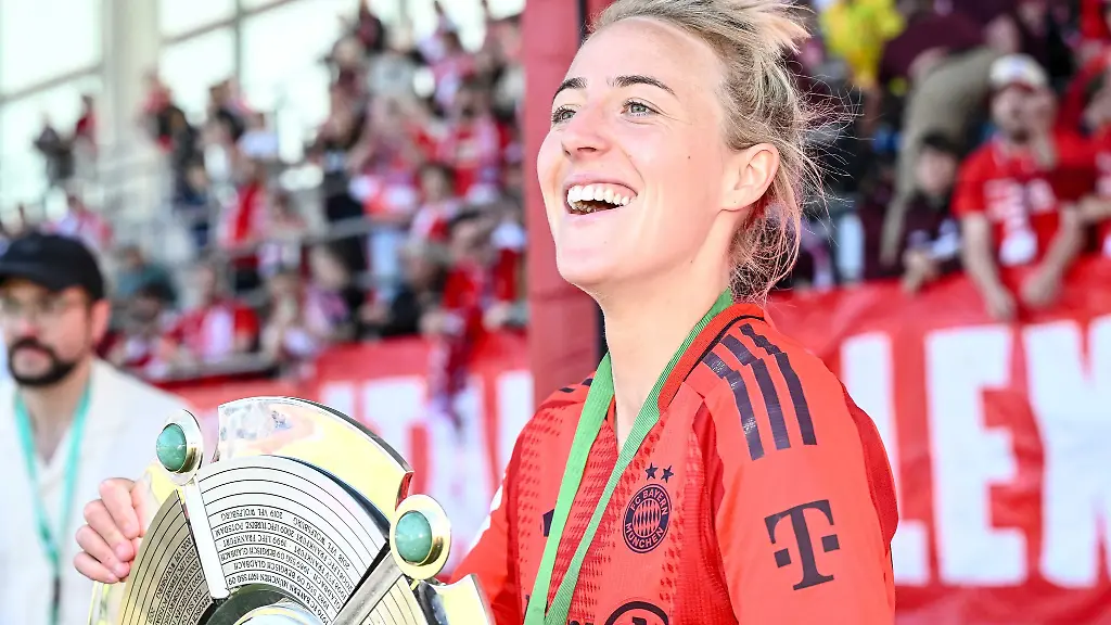 Nach-erfolgreichen-Jahren-in-Muenchen-ist-Carolin-Simon-zurueck-bei-Bayer-Leverkusen