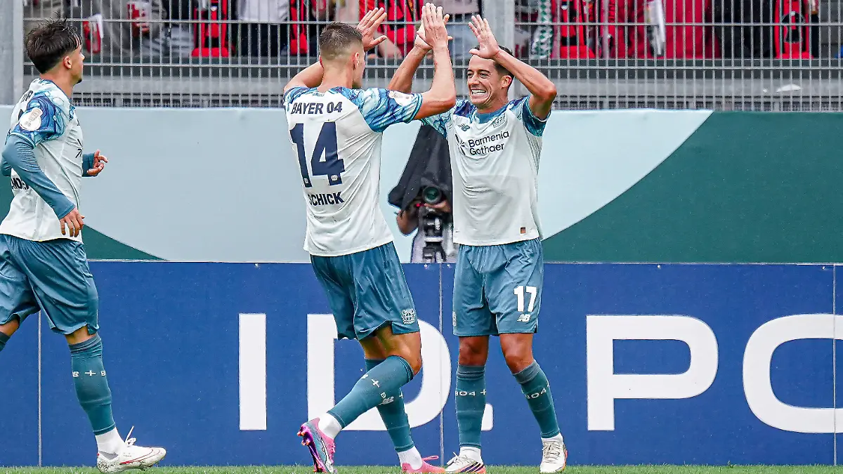 Deutschland-Fussball-Saison-2026-2027-DFB-Pokal-Runde-1-1-Runde-SV-Wehen-Wiesbaden-vs-Bayer-Leverkusen-Brita-Arena-Wiesbaden-Lucas-Vazquez-Bayer-04-Leverkusen-17-und-Patrik-Schick-Bayer-04-Leverkusen-14-Tor-Torjubel-Jubel-Freude-Emotionen-Tor-und-Torjubel-zum-0-1-Wiesbaden-Brita-Arena-Deutschland-Germany-Germany-Soccer-Season-20262027-DFB-Cup-Round-1-SV-Wehen-Wiesbaden-vs-Bayer-Leverkusen-Brita-Arena-Wiesbaden-Lucas-Vazquez-Bayer-04-Leverkusen-No-17-and-Patrik-Schick-Bayer-04-Leverkusen-No