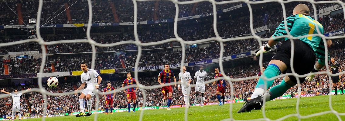 Auch drin: Cristiano Ronaldo gleicht ebenfalls per Strafstoß zum 1:1 aus.