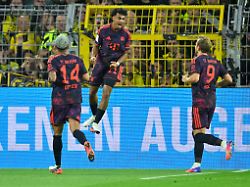 Wildes Ende mit Roter Karte: FC Bayern direkt in Topform: Knapper Supercup-Sieg gegen BVB
