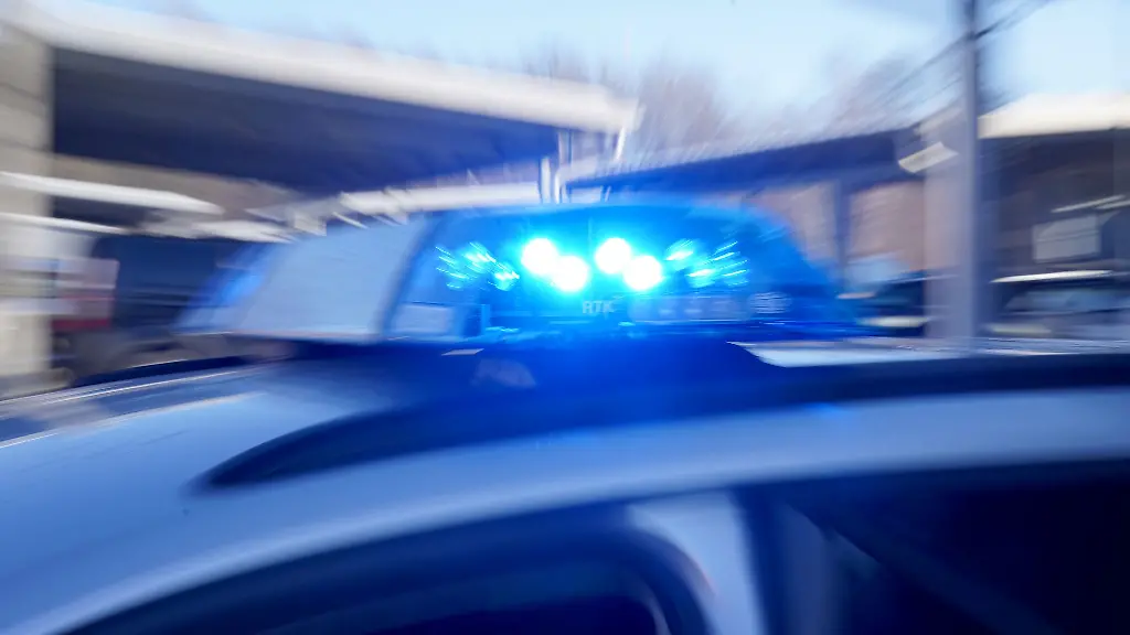 Wegen-des-geleisteten-Widerstands-seien-weitere-Polizisten-hinzugezogen-worden