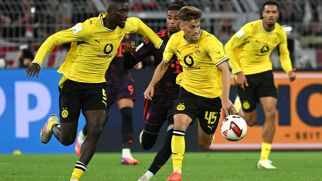 Sorgte-bei-seinem-ersten-Auftritt-in-Schwarz-Gelb-direkt-fuer-Wirbel-Neuzugang-Giannis-Konstantelias-M