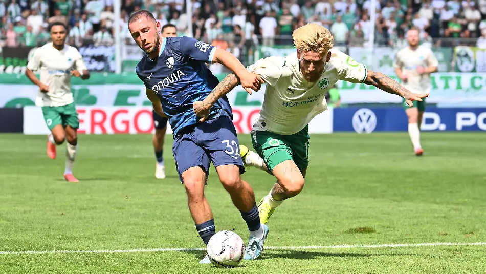 23-08-2026-Fussball-Saison-2026-2027-DFB-Pokal-Vereinspokal-01-Runde-SpVgg-Greuther-Fuerth-Kleeblatt-VfL-Bochum-Sportfoto-Zink-xwoxzix-regulations-prohibit-any-use-of-photographs-as-image-sequences-and-or-quasi-video-Maximilian-Wittek-32-VfL-Bochum-Ole-Pohlmann-10-SpVgg-Greuther-Fuerth-August-23-2026-Soccer-Season-20262027-DFB-Cup-Club-Cup-First-Round-SpVgg-Greuther-Fuerth-Kleeblatt-vs