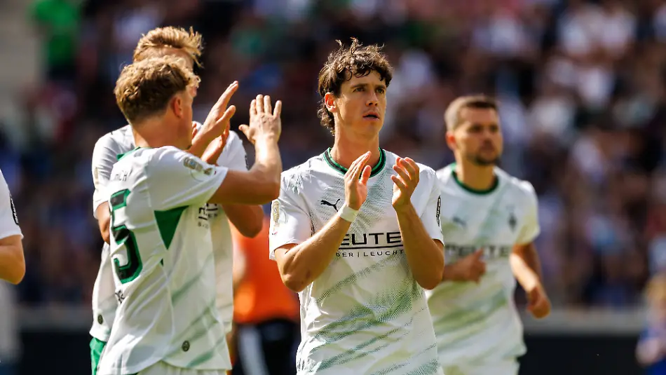 MAINZ-GERMANY-AUGUST-23-Philipp-Sander-Borussia-Moenchengladbach-16-during-the-first-round-match-between-TSV-Schott-Mainz-vs-Borussia-Moenchengladbach-at-MEWA-Arena-of-the-German-Cup-on-August-23-2026-in-Mainz-Germany-DFL-REGULATIONS-PROHIBIT-ANY-USE-OF-PHOTOGRAPHS-AS-IMAGE-SEQUENCES-AND-OR-QUASI-VIDEO