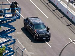 Mit Melanie in "The Beast": Trump dreht Ehrenrunde bei IndyCar-Rennen in Washington