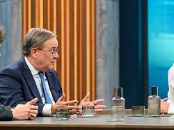 Brandmauer-Talk bei Caren Miosga : Laschet in Rage: "Sie wollen die CDU in Richtung der AfD treiben"