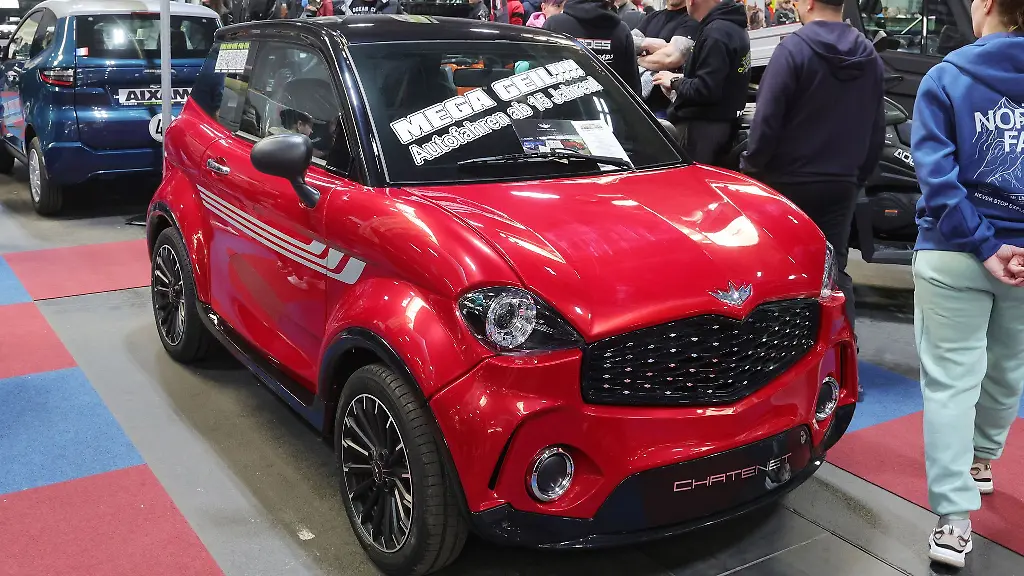 Micro-Cars-duerfen-schon-15-Jaehrige-mit-Mopedfuehrerschein-fahren