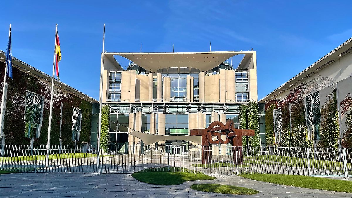 Канцлерский офис Германии отключил общедоступную факсимильную связь