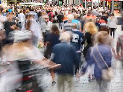 Nicht nur Nachwirkung der Wende: Studie: Ostdeutsche sind in Spitzenpositionen unterrepräsentiert
