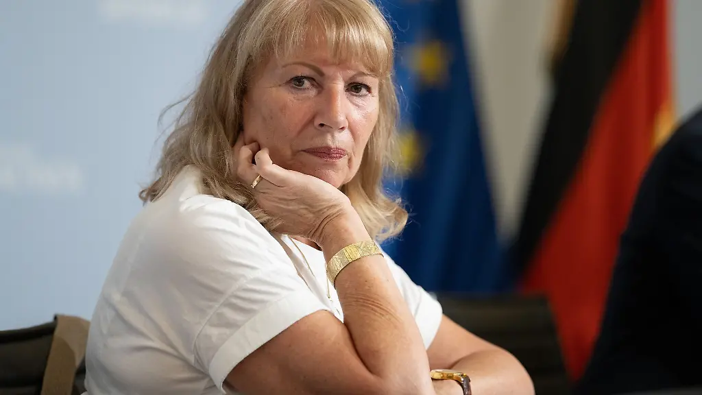 Sozialministerin-Petra-Koepping-SPD-kehrt-mit-vielen-Anregungen-von-einer-Reise-nach-Suedkorea-zurueck-Archivbild