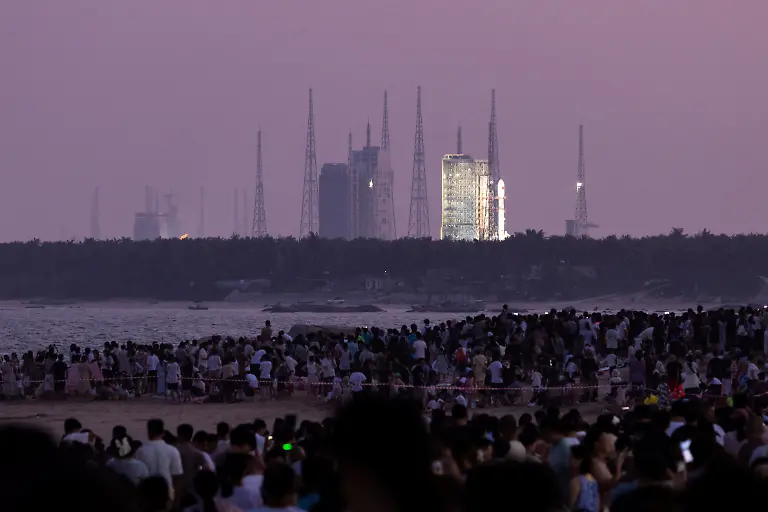 2026-08-19T230227Z_1954456892_RC2NVMA4GTWQ_RTRMADP_3_SPACE-EXPLORATION-CHINA-CULTURE