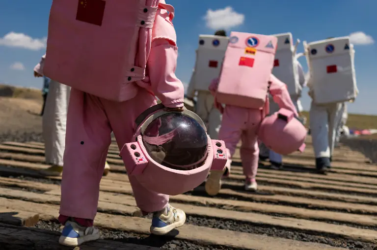 2026-08-19T230351Z_1285720581_RC2GLMA6R9P5_RTRMADP_3_SPACE-EXPLORATION-CHINA-CULTURE
