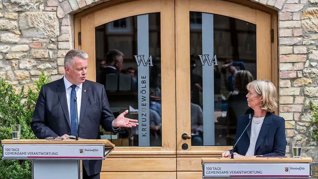 Gordon-Schnieder-und-Doris-Ahnen-ueber-ihre-Regierungspolitik-nach-100-Tagen