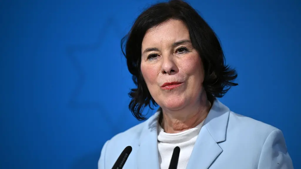 Ministerin-Boos-John-sieht-bei-der-Nutzung-des-ThueringenKredits-noch-Luft-nach-oben
