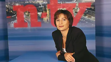 17703706