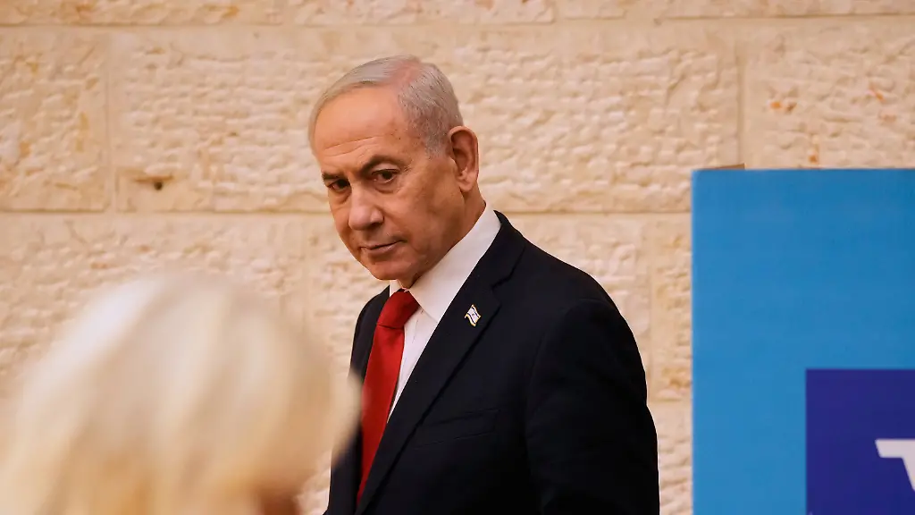 Israeli-Prime-Minister-Benjamin-Netanyahu-casts-his-ballot-in-his-Likud-party-primary-elections-ahead-of-Israel-s-general-election-in-October-in-Jerusalem-Monday-August-17-2026