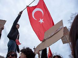 Oppositionelle Bürgermeister: Türkisches Gericht verhängt Haftstrafen gegen Erdogan-Gegner