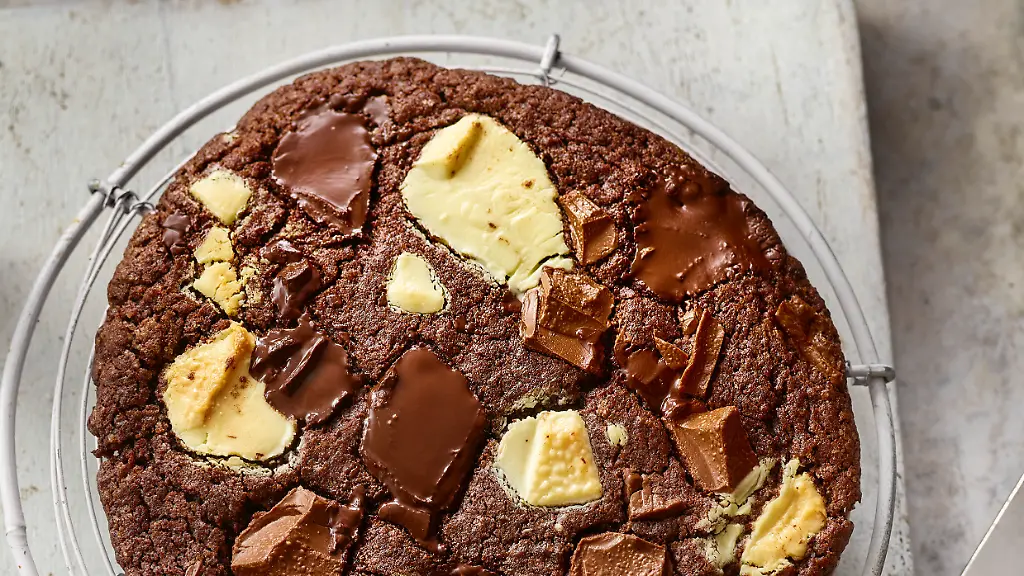126_Triple-Choc-Cookies