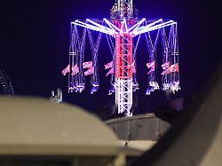Panne auf Hamburger Volksfest: Menschen hängen stundenlang in Kettenkarussell fest