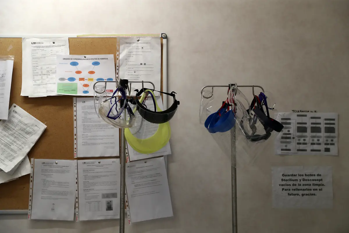 2020-05-14T161803Z-1717227884-RC2GOG96G2HC-RTRMADP-3-HEALTH-CORONAVIRUS-SPAIN