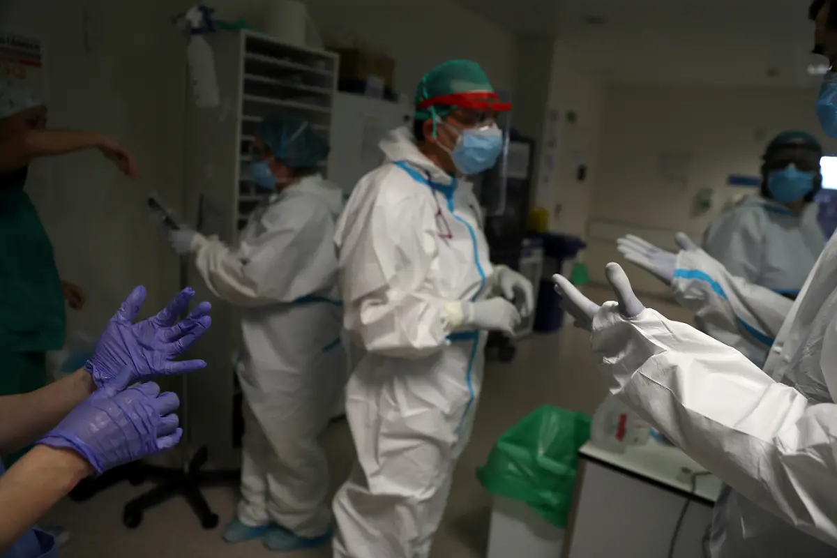 2020-05-14T161526Z-1749814841-RC2GOG93EK4B-RTRMADP-3-HEALTH-CORONAVIRUS-SPAIN