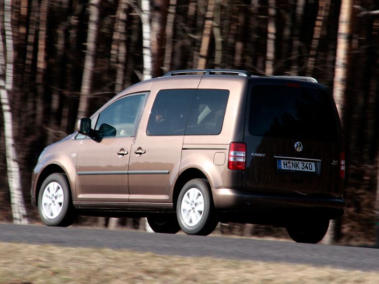 Fast 1,86 Meter Fahrzeughöhe lassen den 4,40 Meter kurzen Caddy wuchtig erscheinen.