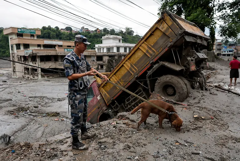 2026-08-27T033341Z_1240143553_RC2P6NA0M082_RTRMADP_3_NEPAL-FLOODS