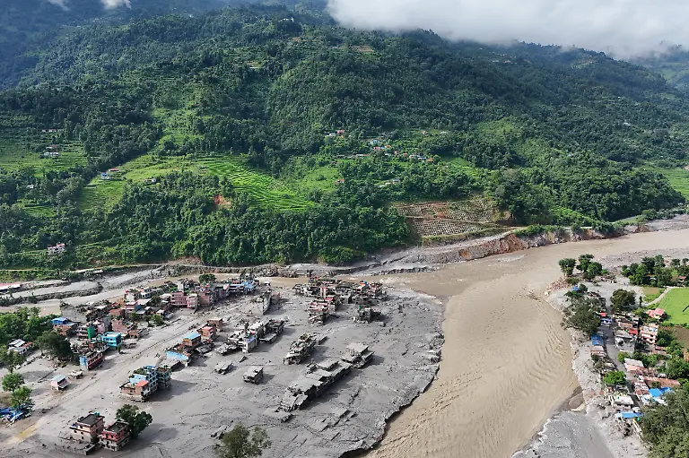 2026-08-27T040808Z_471804807_RC2S6NA8UV67_RTRMADP_3_NEPAL-FLOODS