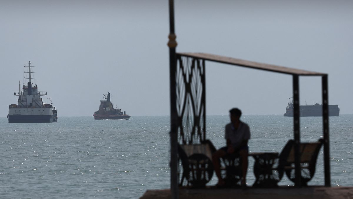 Iran räumt Kriegsschäden ein – und trotzt USA