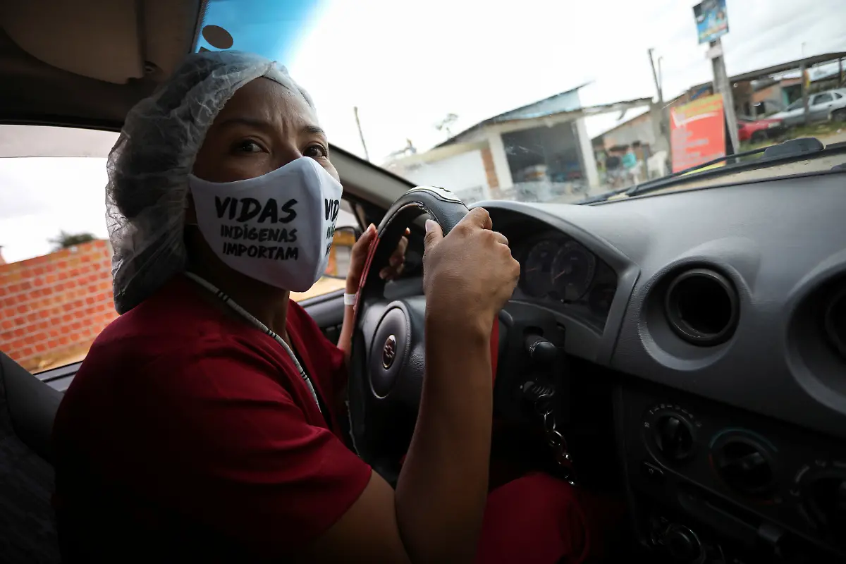 2020-05-07T000000Z-354917857-RC2RJG95RDY8-RTRMADP-3-HEALTH-CORONAVIRUS-BRAZIL-INDIGENOUSNURSE