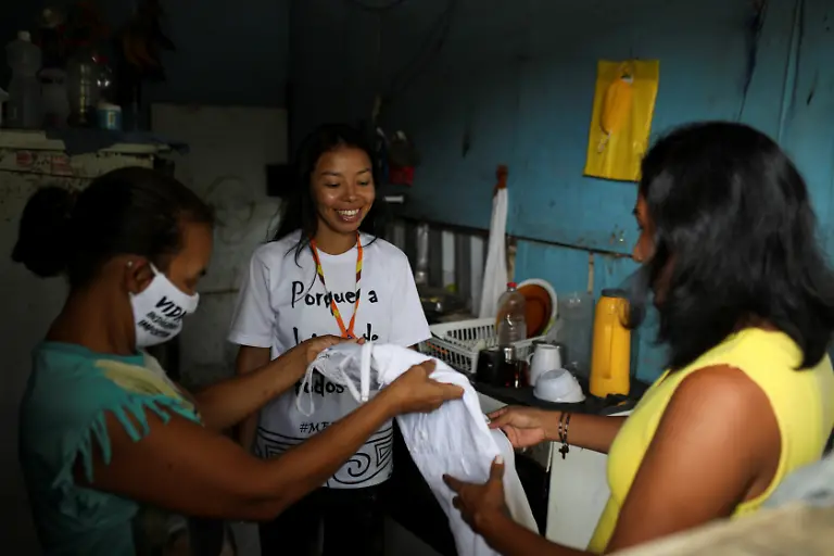 2020-05-07T000000Z-32523802-RC2RJG91UM0Q-RTRMADP-3-HEALTH-CORONAVIRUS-BRAZIL-INDIGENOUSNURSE