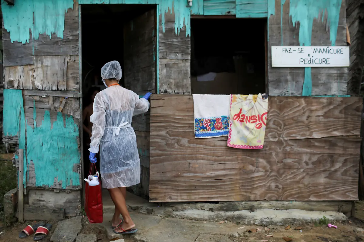 2020-05-07T000000Z-648627835-RC2RJG9TEYAM-RTRMADP-3-HEALTH-CORONAVIRUS-BRAZIL-INDIGENOUSNURSE
