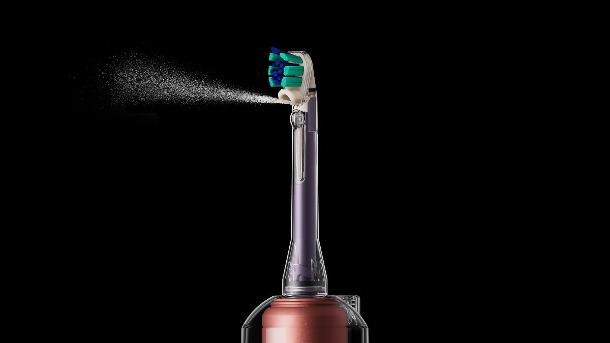 "Mind the gap!": Dyson verkauft per Wasserstrahl putzende Kamera-Zahnbürste