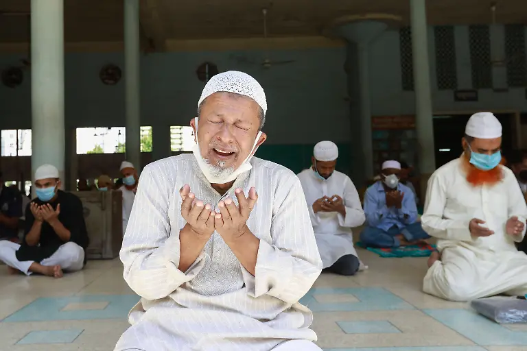 120ded0ee4d6272156cdf9db89cdfd2a