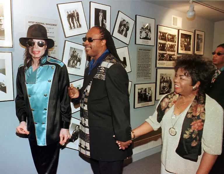 1998-08-04T120000Z-941730718-RP1DRIFXIFAD-RTRMADP-3-NODESC