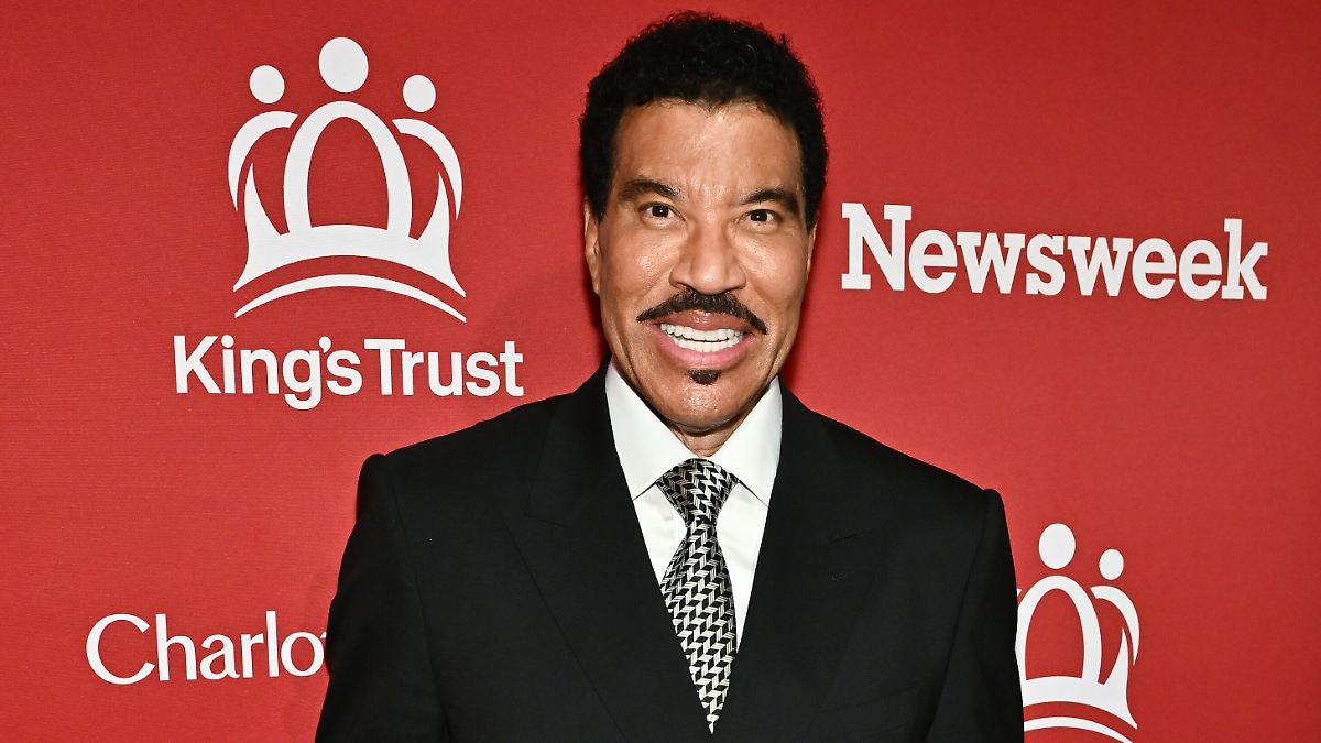 Drei Tage Intensivstation: Lionel Richie hat das Krankenhaus verlassen