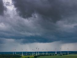 Überflutungen möglich: Deutschlands Norden steht vor ungemütlicher Wetterlage