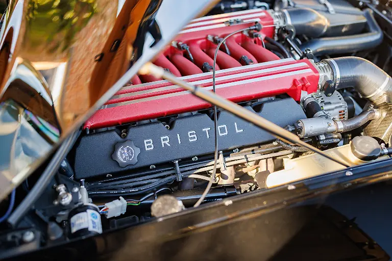 018_Bristol_Fighter_-_engine_bay