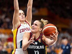 Bitterer Heim-WM-Start: Deutsche Basketballerinnen gehen bei "Scheiß-Spiel" völlig unter
