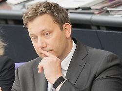 Protest gegen Haushaltspläne: Verbände halten Sozial-Einschnitte im Etat für demokratiegefährdend