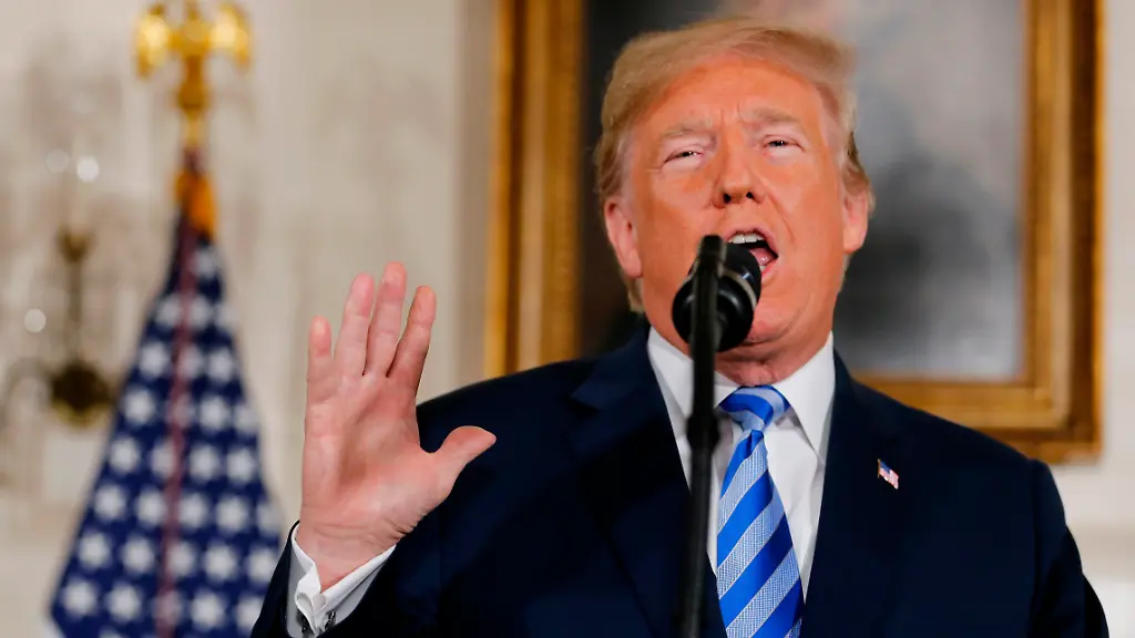 2018-05-08T184204Z-125781609-HP1EE581FY4TX-RTRMADP-3-IRAN-NUCLEAR