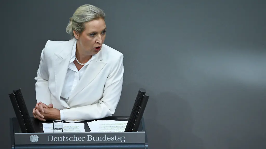 2026-09-09T072040Z_154597865_RC2JFNA8W9MS_RTRMADP_3_GERMANY-POLITICS-BUDGET