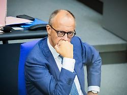 "Könnte Dieter Nuhr zitieren…": Plötzlich ist der alte Merz wieder da