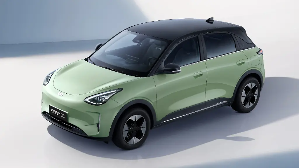 Geely_E2_1